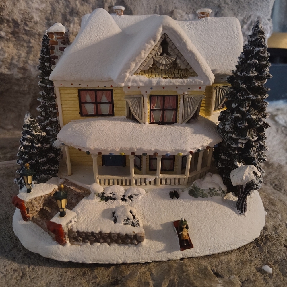 Thomas Kinkade Hawthorne Village "Victorian Homestead"